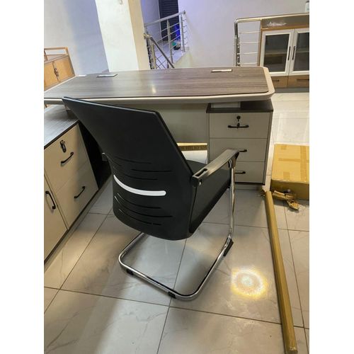 Chaise visiteur - Confortable