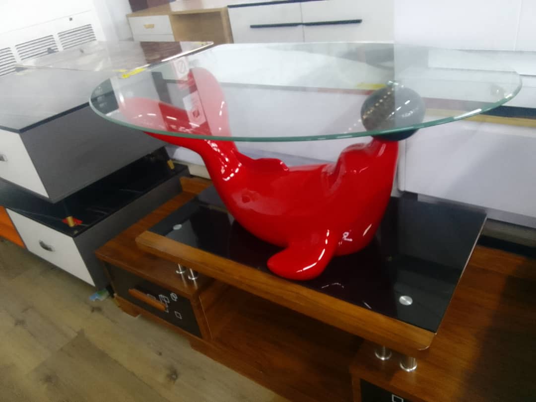 Table basse vitrée design Dauphin