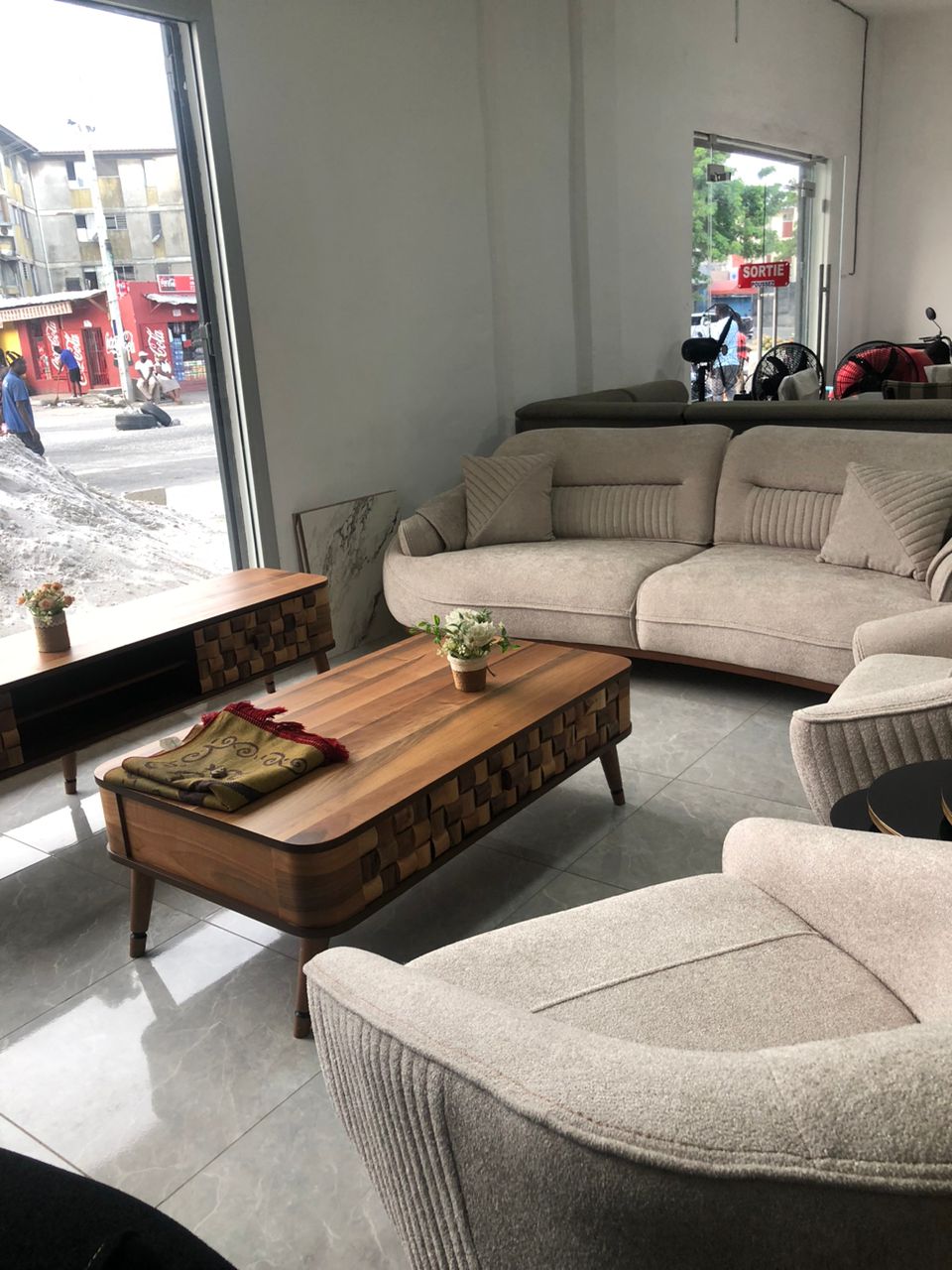 salon beige
