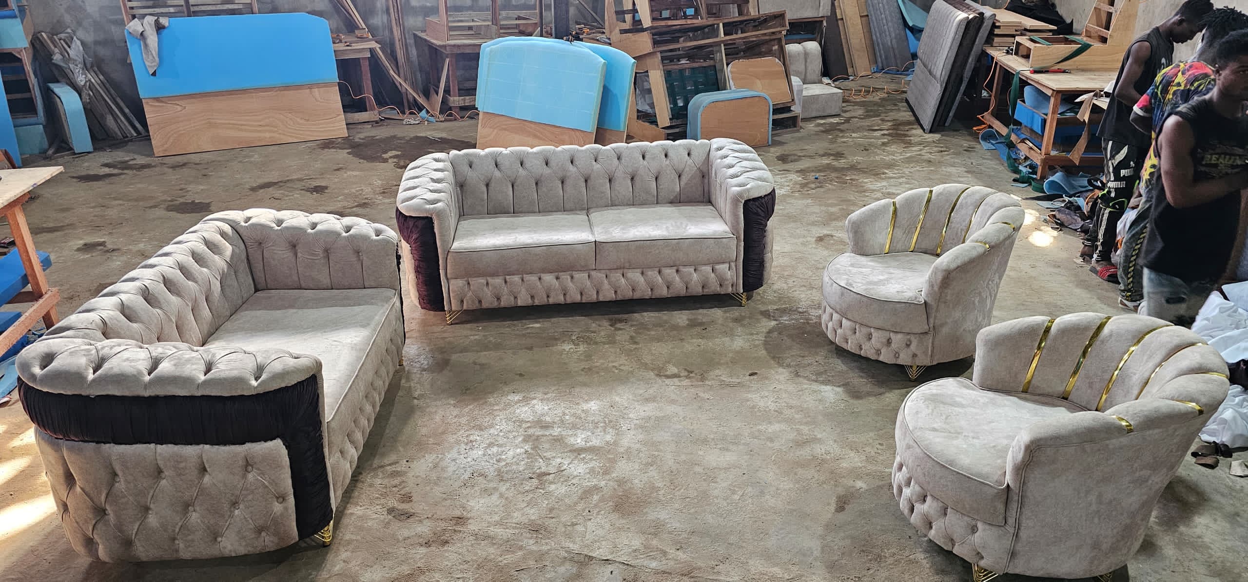 Ensemble Fauteuil Salon 4 pièces Belge(2 grands 2 petits)