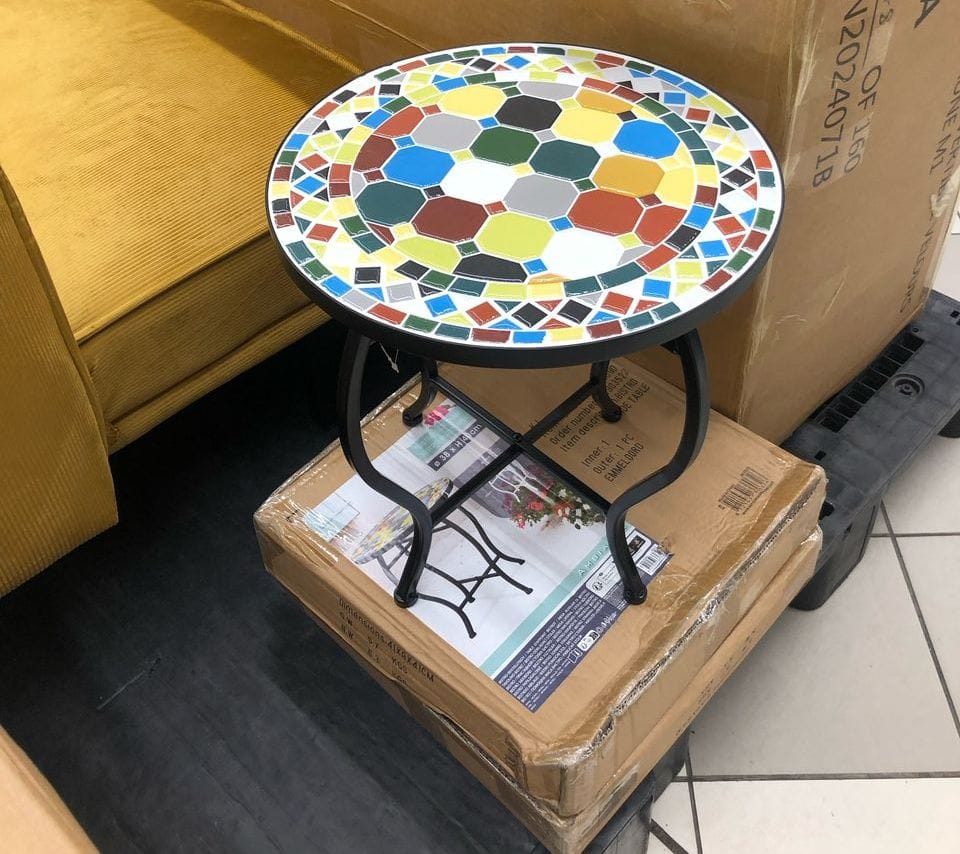 Petite table ronde pour maison