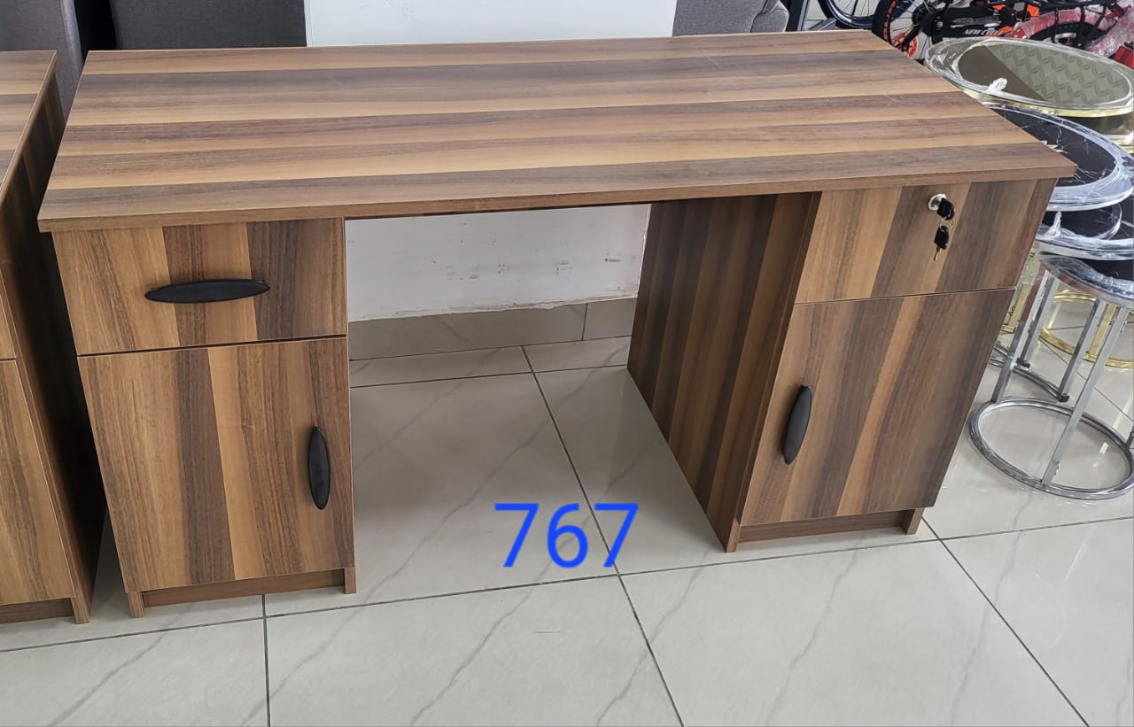Table de bureau