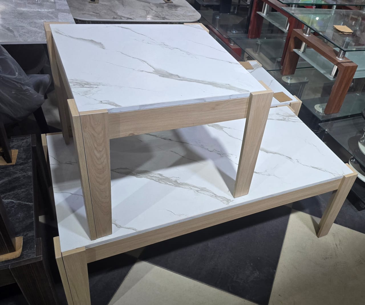 Ensemble 3 tables