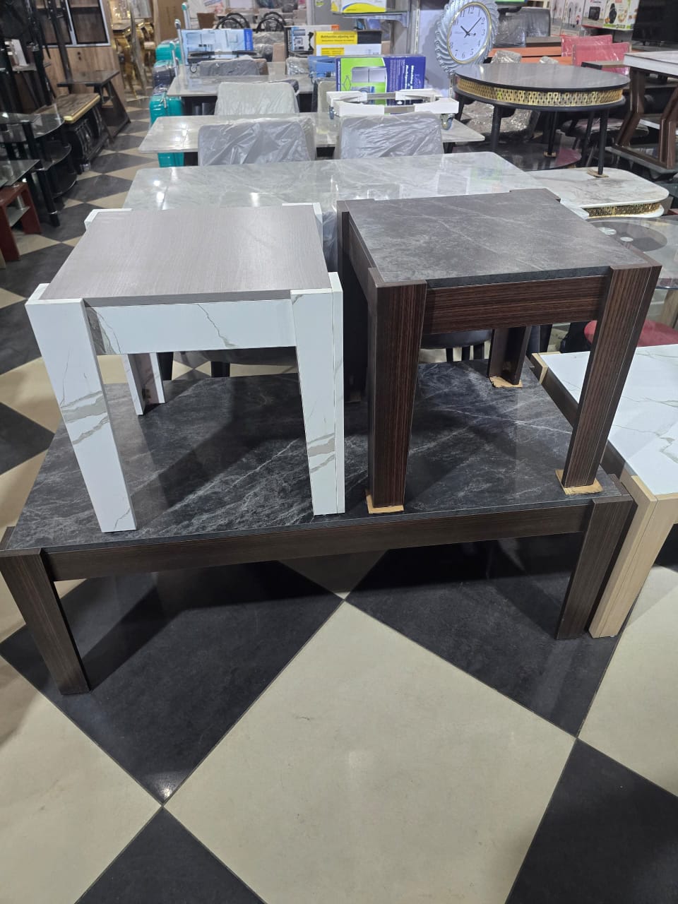 Ensemble 3 tables