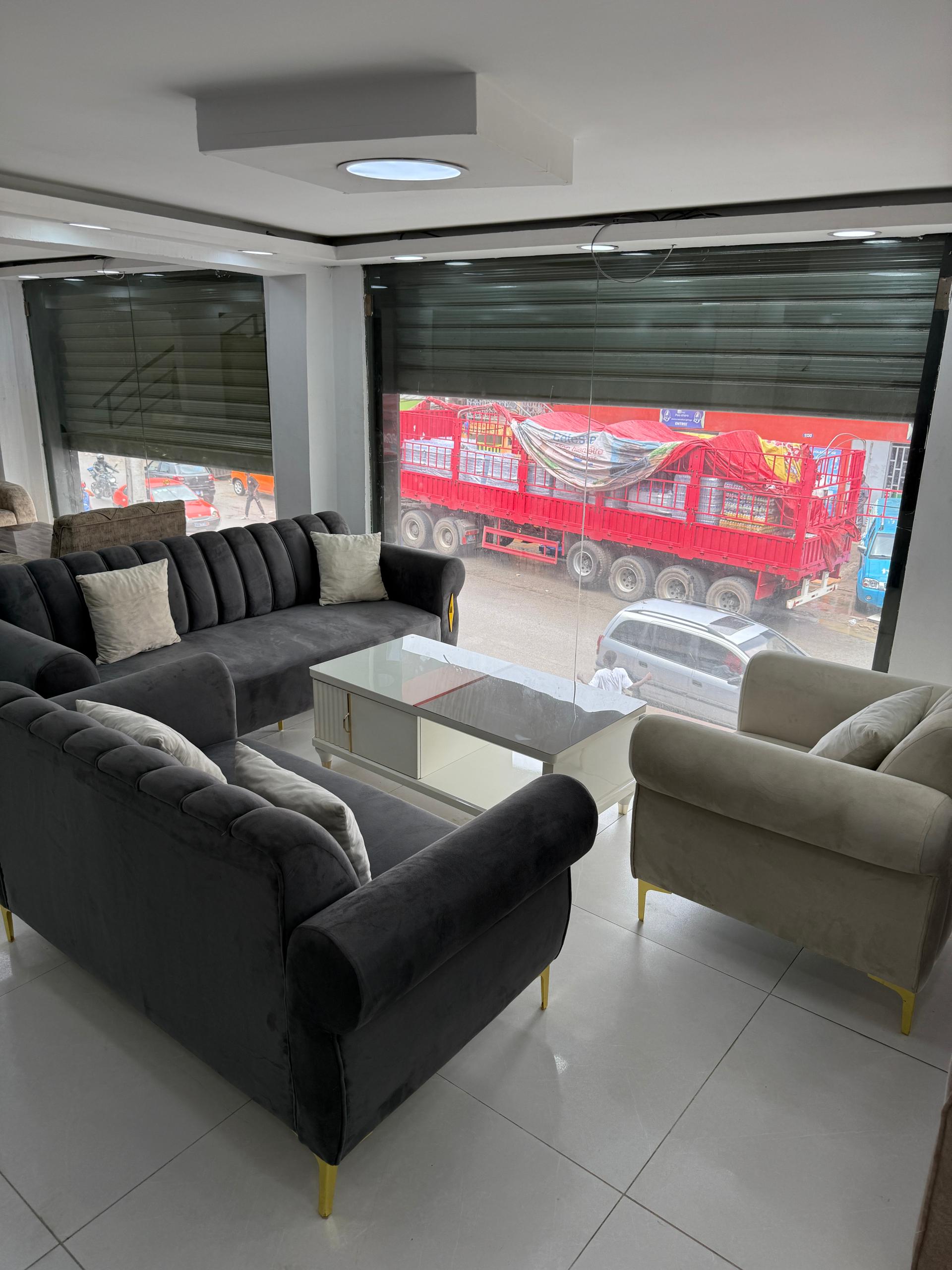 Ensemble Fauteuil 2 grands 1 petit avec table