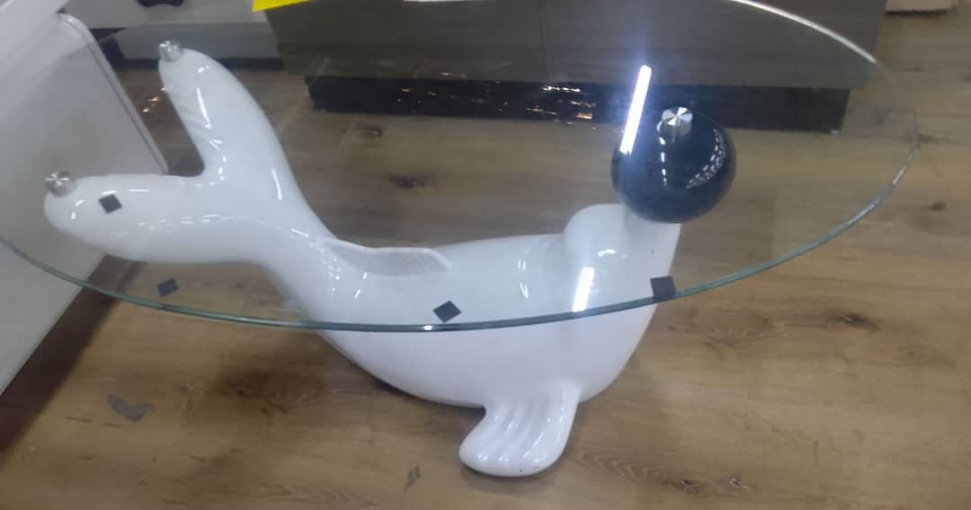 Table basse vitrée design Dauphin
