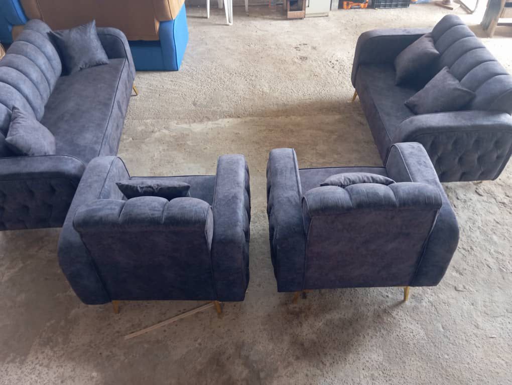 SALON 7 PLACES EN VELOUR